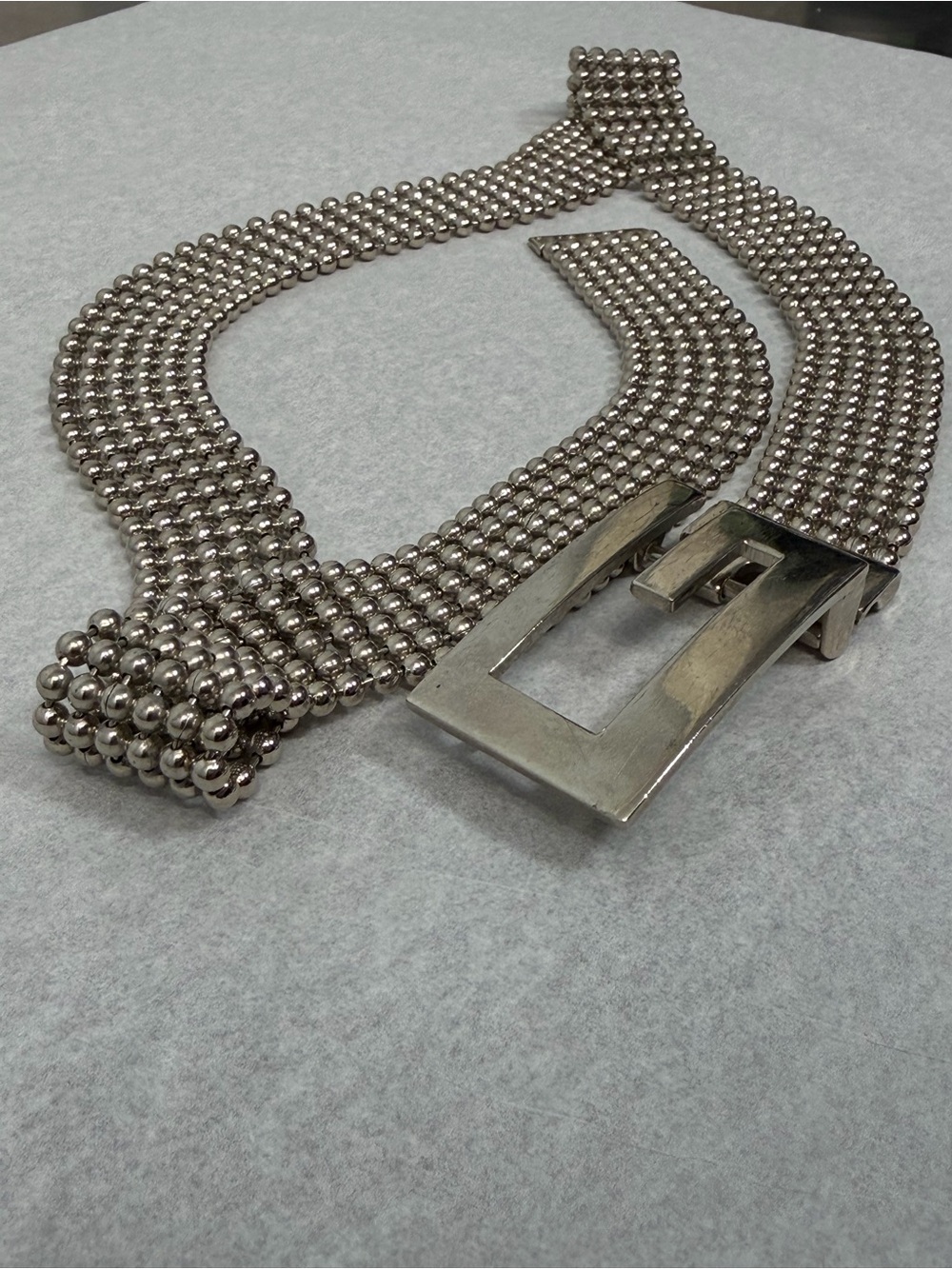 Guess Y2K vintage Silver Tone Multi-Row Beaded Chain Belt Unisex